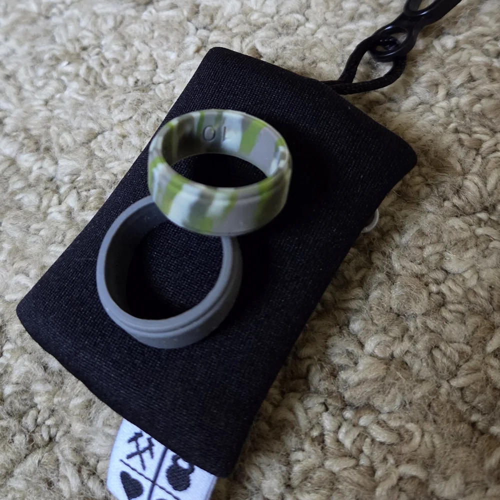 QALO Dual-Tone Silicone Rings - Gray and Green